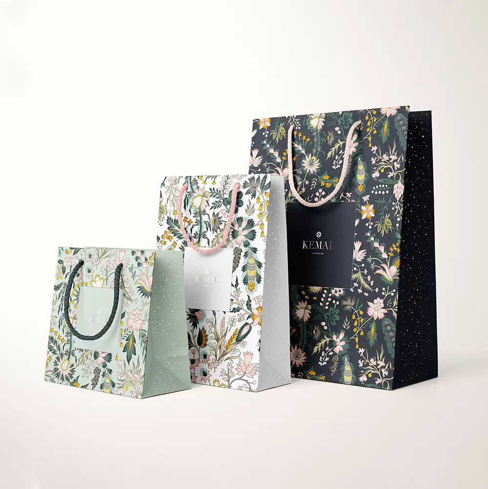 Personalised printed paper bag for promotional packaging